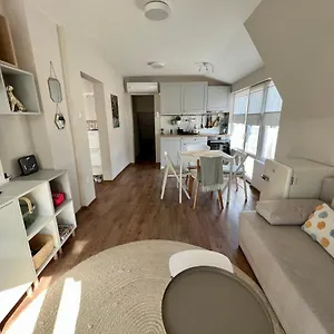 Апартаменты Dockview Atelier Бургас